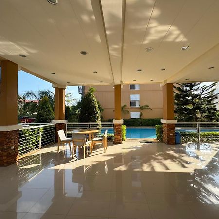 2 Bedroom And Studio Apartments With Private Pool And Gym In Vista Manors Verdant بويرتو برينسيسا المظهر الخارجي الصورة