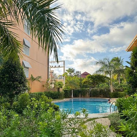 2 Bedroom And Studio Apartments With Private Pool And Gym In Vista Manors Verdant بويرتو برينسيسا المظهر الخارجي الصورة