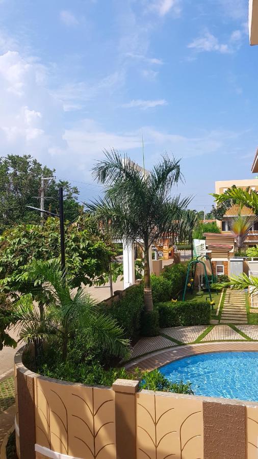 2 Bedroom And Studio Apartments With Private Pool And Gym In Vista Manors Verdant بويرتو برينسيسا المظهر الخارجي الصورة