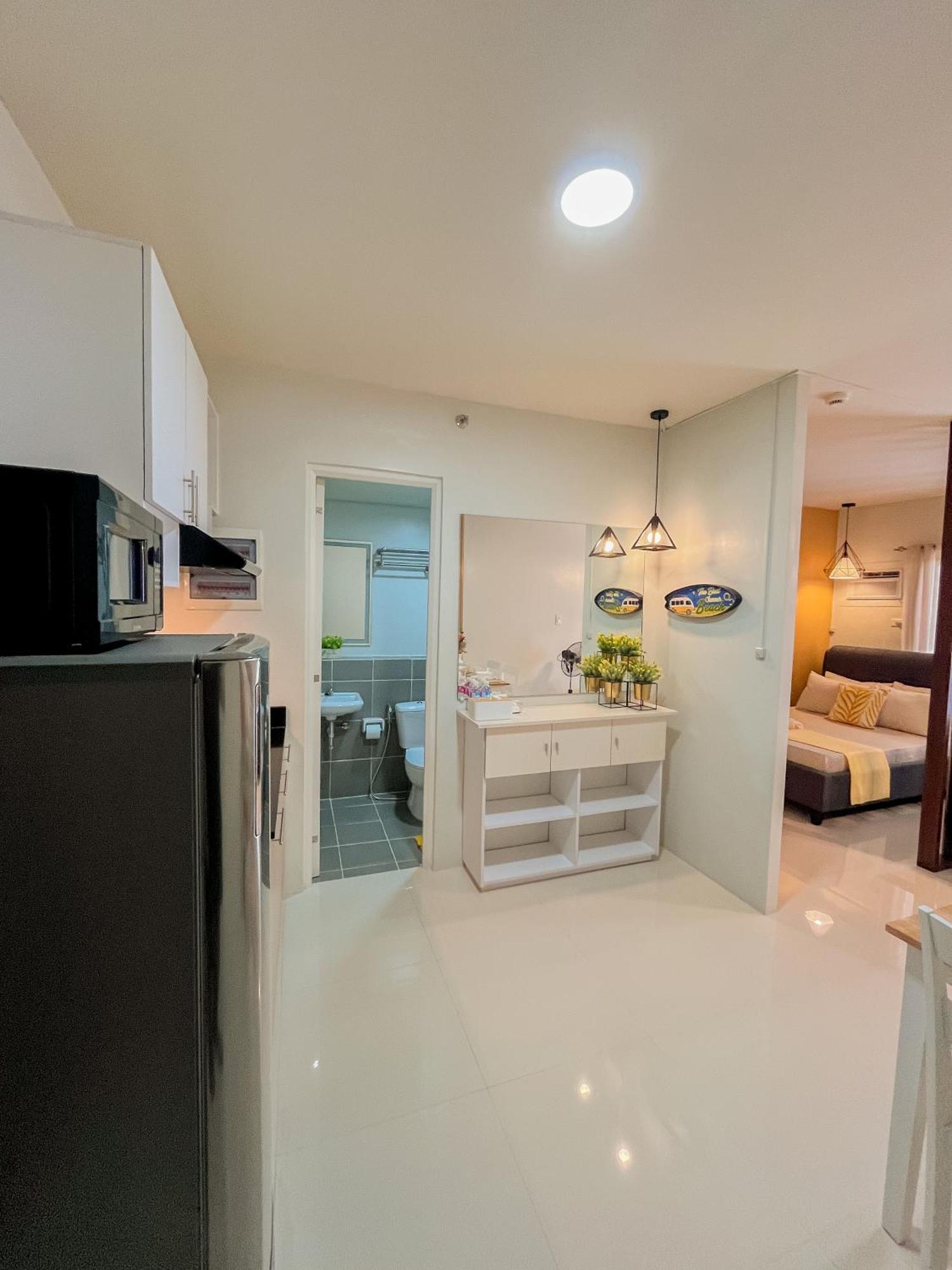 2 Bedroom And Studio Apartments With Private Pool And Gym In Vista Manors Verdant بويرتو برينسيسا المظهر الخارجي الصورة