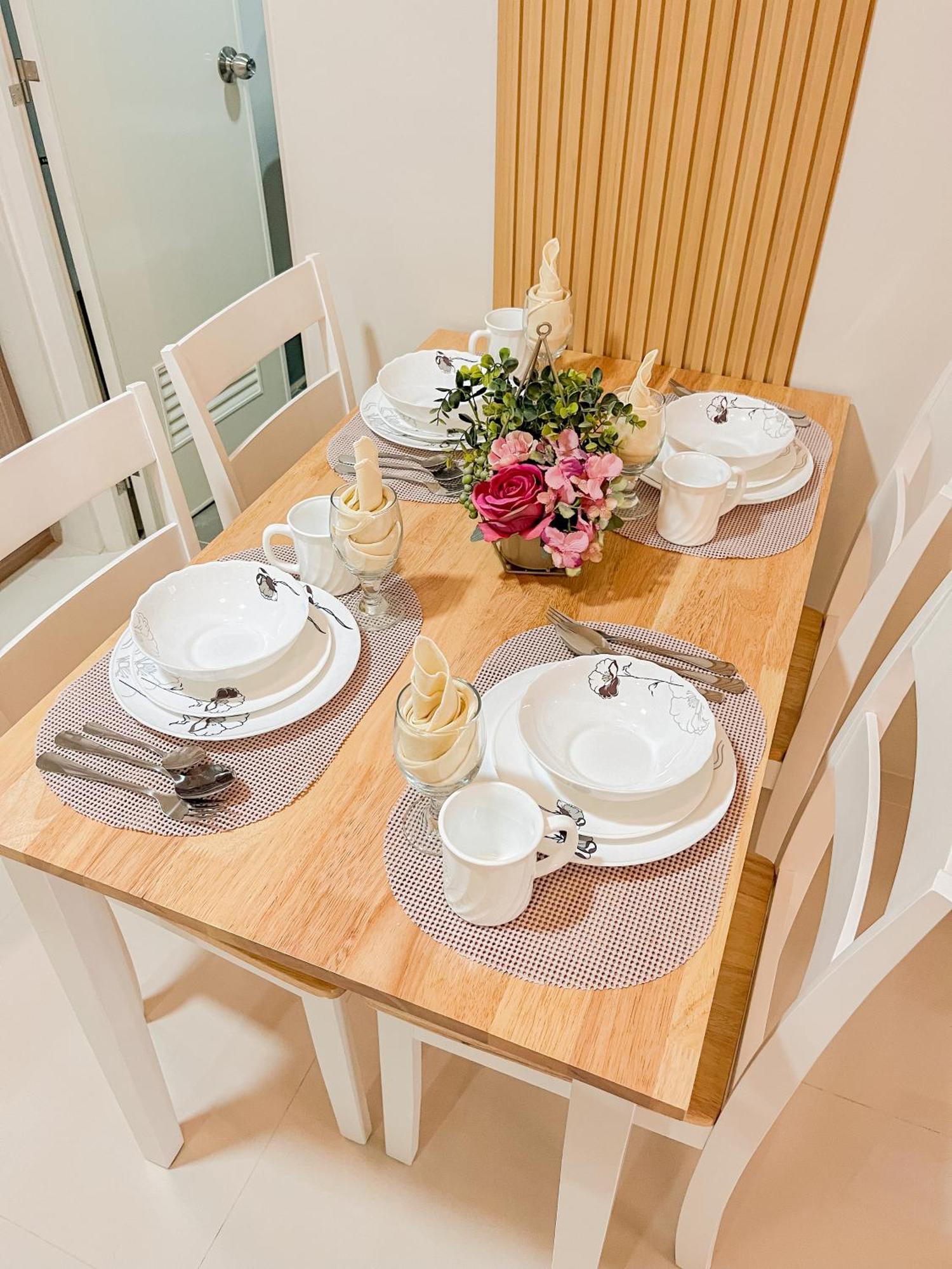 2 Bedroom And Studio Apartments With Private Pool And Gym In Vista Manors Verdant بويرتو برينسيسا المظهر الخارجي الصورة