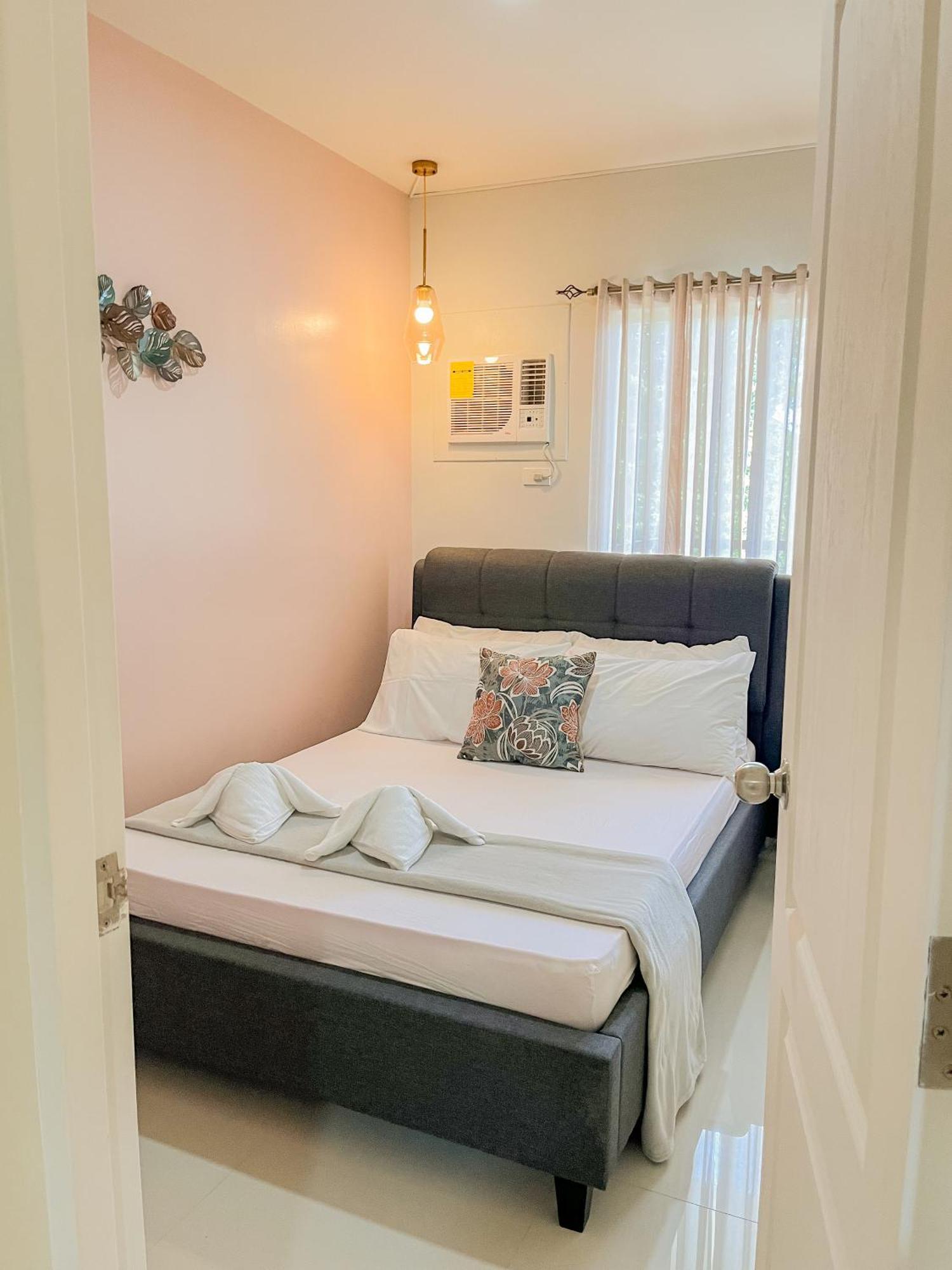 2 Bedroom And Studio Apartments With Private Pool And Gym In Vista Manors Verdant بويرتو برينسيسا المظهر الخارجي الصورة