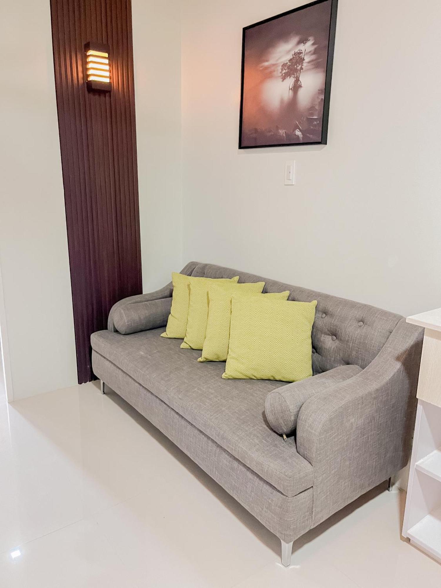 2 Bedroom And Studio Apartments With Private Pool And Gym In Vista Manors Verdant بويرتو برينسيسا المظهر الخارجي الصورة